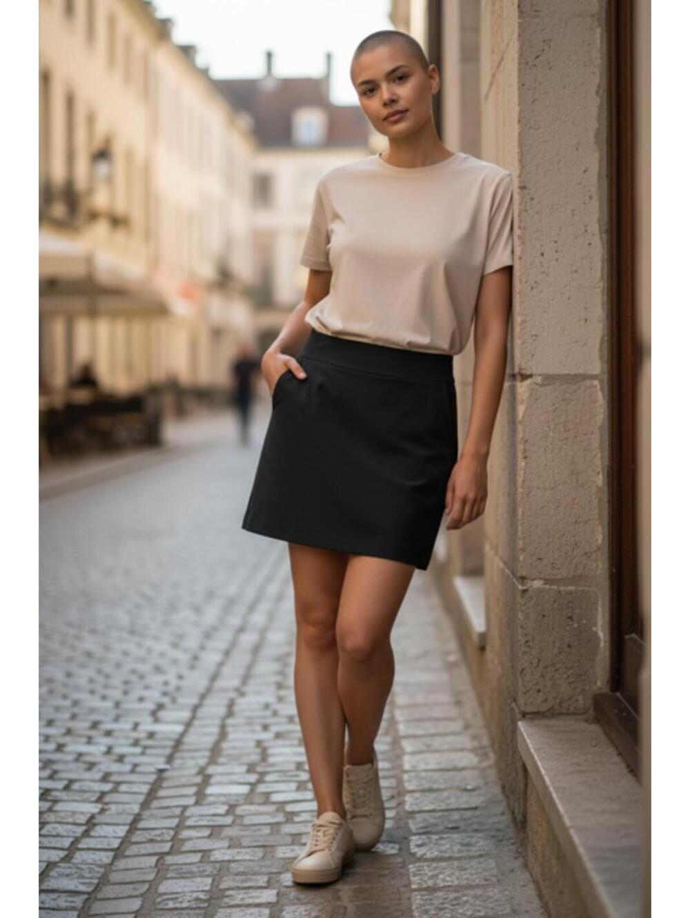 TAIL Golf Skort-size 4